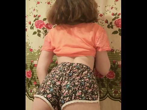 ❤️ Sexy na batang babe na hinuhubad ang kanyang shorts sa camera Porno sa tl.xlxxporno.ru ❌️
